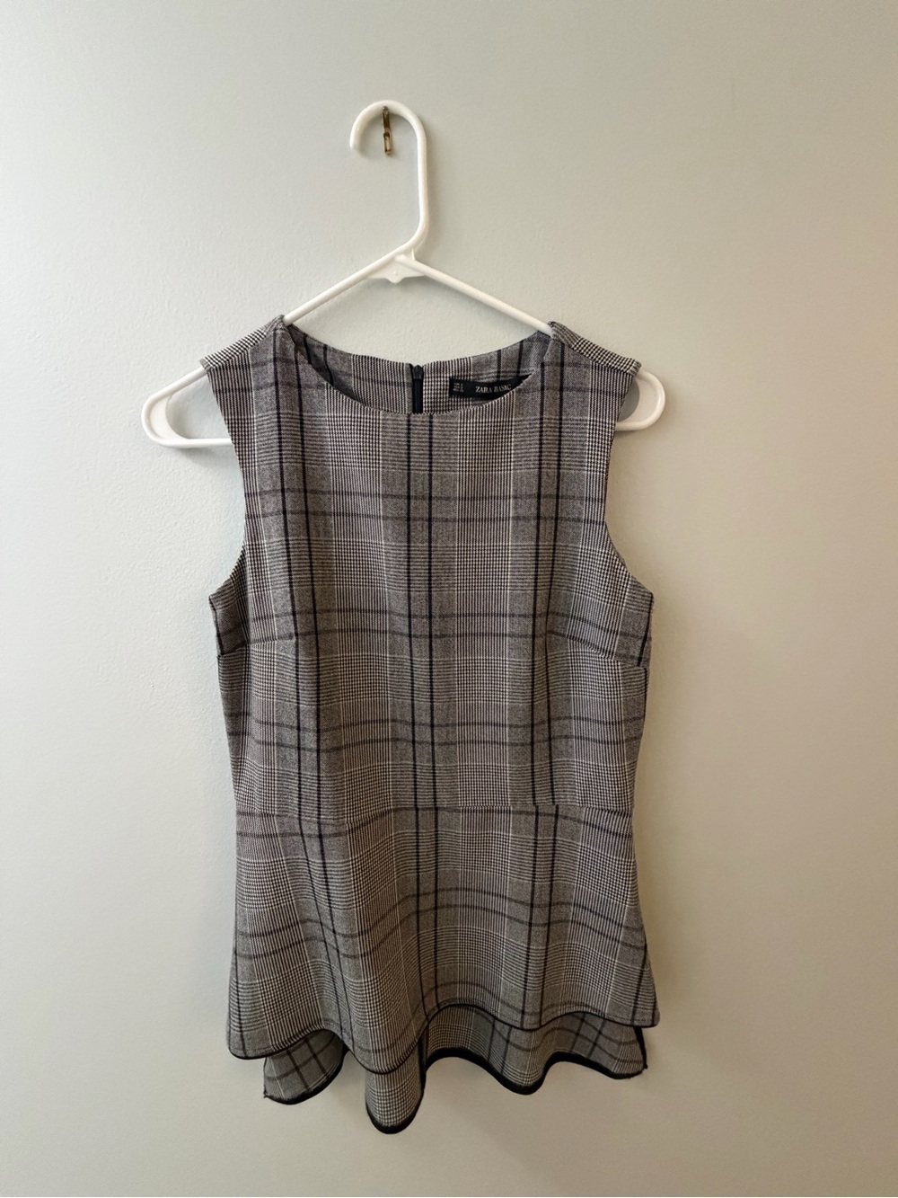 ZARA Black & White Plaid Sleeveless Peplum Camisole